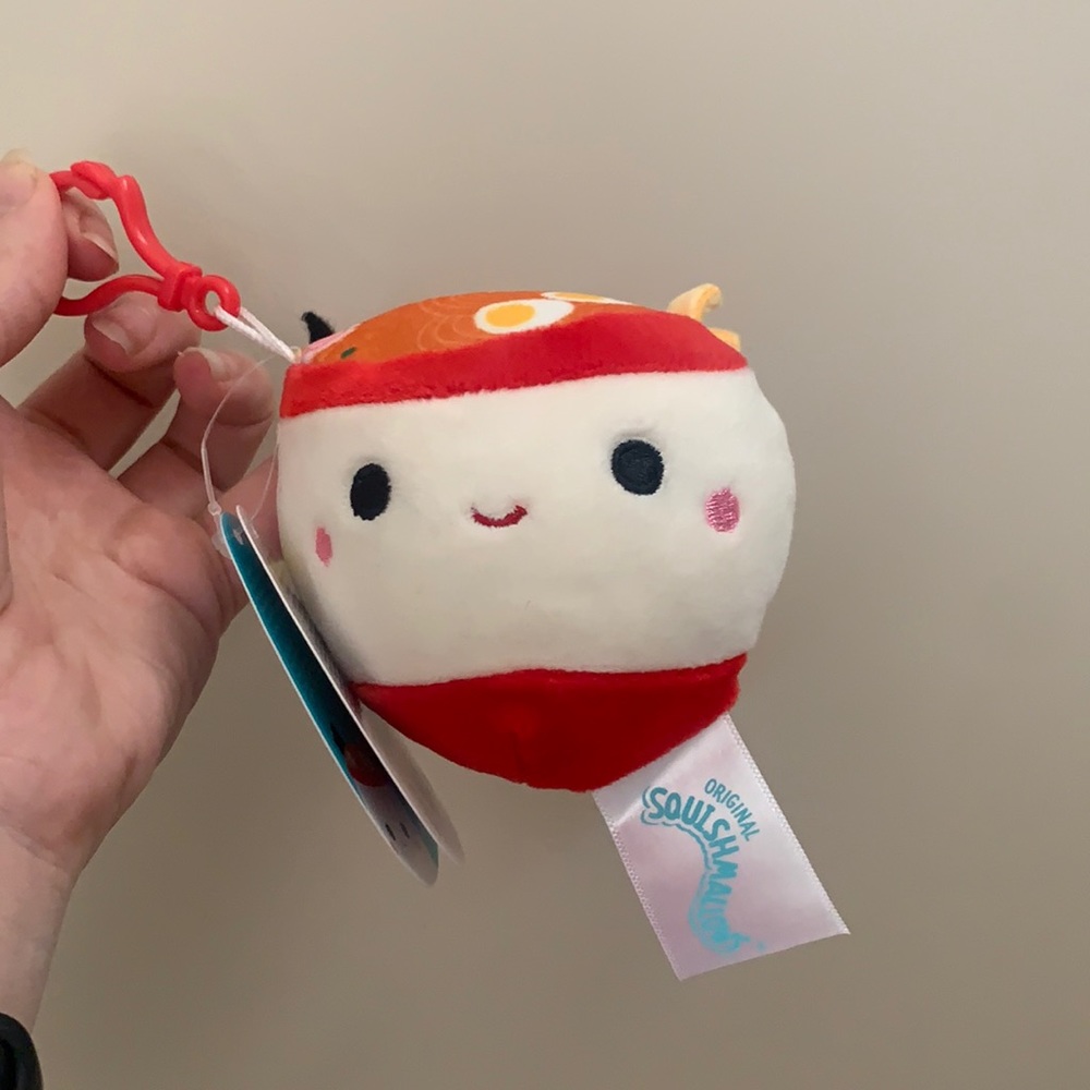 raisy squishmallow clip